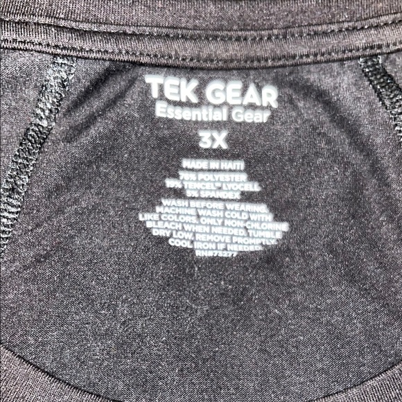 Tek Gear Black Long Sleeve Tee Essential Comfort - Picture 2 of 2
